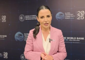 Balluku dhe Manastirliu në të njëjtin vend ku opozita diskuton emrin për Tiranën: Ironia e zv.kryeministres ndaj PD-së për emrat e kandidatëve