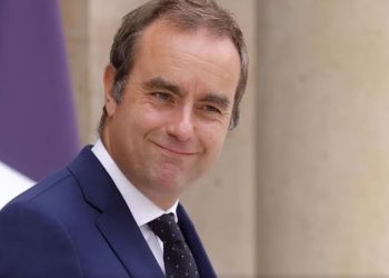 Bayrou lirë nga pozita, Macron emëron kryeministrin e ri të Francës