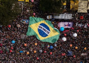 Bolsonaro në presion, mijëra protestues në Brazil kërkojnë ndëshkimin e plotë të ish-presidentit.