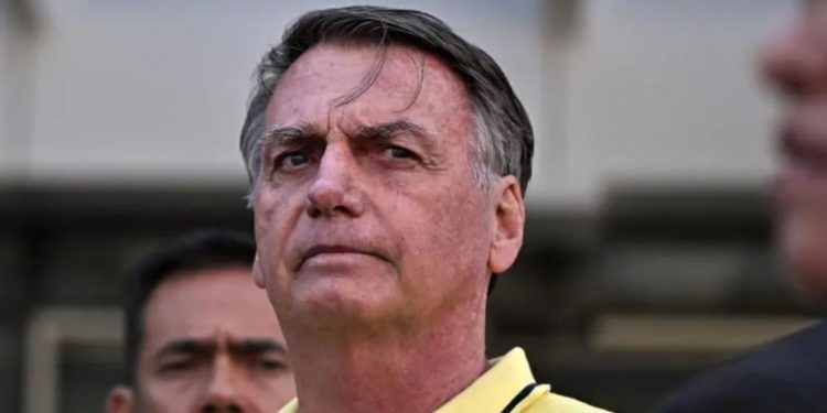 Bolsonaro përballë ligjit: Procesi gjyqësor për grusht shteti kalon në një moment të rëndësishëm! Rrezik i 40 viteve burg.