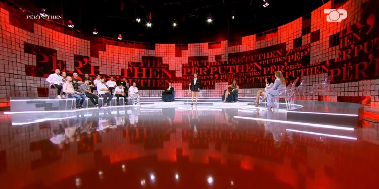 “Brekëgrisur s’e dua”/ Cila është vajza e “Përputhen” që u shtyn djemtë me kërkesat e saj intime? Katerina: Në shtrat kam shumë dëshira…