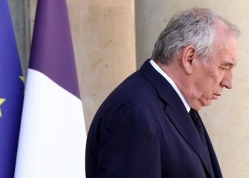 Çfarë ndodh në Francë nëse Bayrou, lideri republikan, shkarkohet: A do ta pranojë e djathta një president nga socialistët?