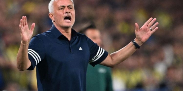 Cila do të jetë aventura e re për Mourinhon pas shkarkimit nga Fenerbahçe? A do të realizohet ëndrra e portugezëve me Botërorin 2026 nën drejtimin e Don Joses?