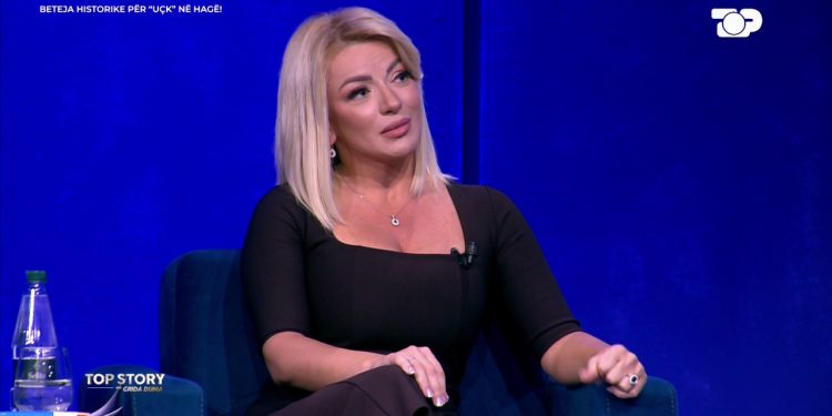 Deklarata e ish-zyrtarit të lartë amerikan në Hagë: Politikania në “Top Story” shpjegon se dimensioni diplomatik i luftës në Kosovë ka ndryshuar.