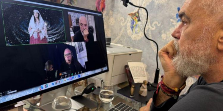 Diella merr pjesë në Forumin për Investime të Ardhshme, Rama ndan mesazhin/ Ministrja e re: Nuk jam këtu për të zëvendësuar liderët njerëzorë