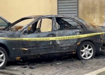 Digjeni 'Benz' dhe 'Range Rover' në fshatin Prekal të Shkodrës