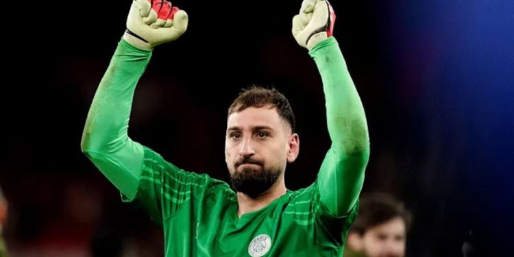 Donnaruma nënshkruan me Manchester Cityn, "Qytetarët" do të japin 40 milionë euro për portierin italian.