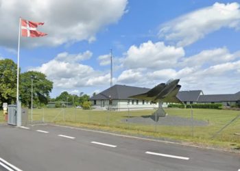 Dronë të dyshimtë në Danimarkë, hapësira ajrore mbyllet përsëri.