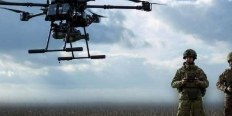 Dronët e inteligjencës artificiale të Ukrainës tejkalojnë armatimin europian, benefitet shkojnë drejt Kinës.