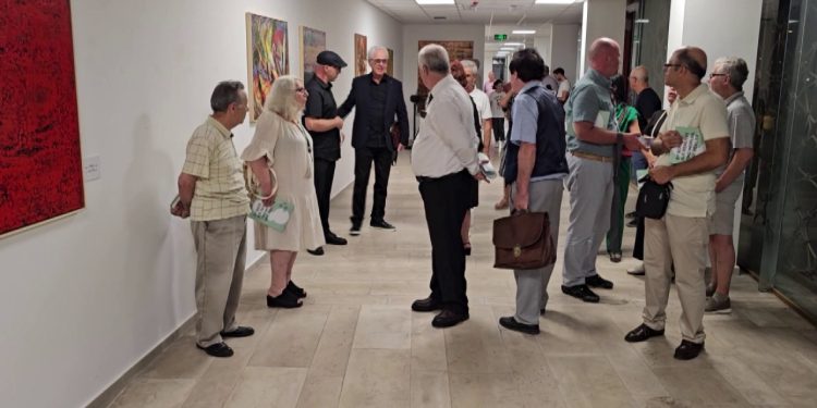 “Dy Univers, Një Të Vërtetë”/ Durrës, ekspozita në Galerinë e Artit Pamor “Nikolet Vasia”