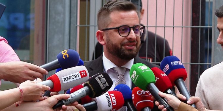 Dyshimet: SPAK akuzon kryebashkiakun e Kolonjës, Erion Isai