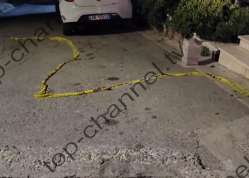 Eksploziv i zbuluar në një hotel në Durrës, stafi dhe klientët evakuohen