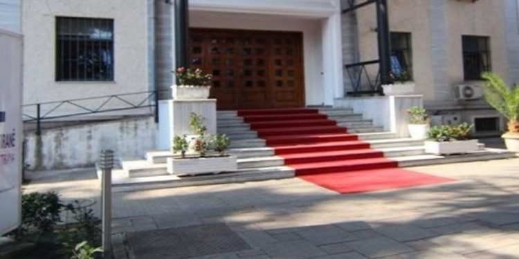 Ekstradohet nga Dubai për vrasjen e Gjin Ndojit në vitin 2020, Apeli konfirmon burgimin e Denis Brajoviçit