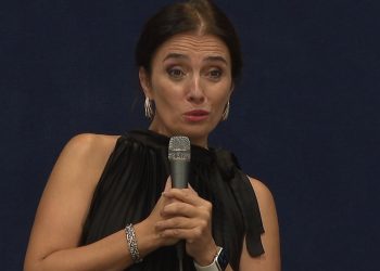 "Emocionet bëjnë zë", koncerti i Ermonela Jahos në TKOB: E lumtur që u riktheva në shtëpinë time.