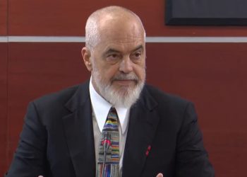 "Është sfiduese të krijosh një sistem të drejtësie të pavarur në kushte të vështira" / Ministria e Drejtësisë përballët me një detyrë të madhe për përfundimin e Kodit Penal.