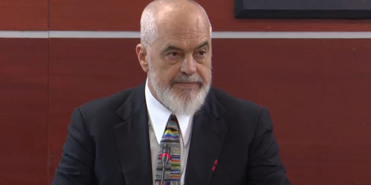 "Është sfiduese të krijosh një sistem të drejtësie të pavarur në kushte të vështira" / Ministria e Drejtësisë përballët me një detyrë të madhe për përfundimin e Kodit Penal.