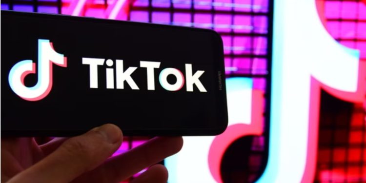 Familja Mbretërore e Abu Dhabit investon në TikTok US, Trump nënshkruan urdhrin për kontrollin amerikan mbi platformën sociale.