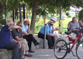 Fatura e pensioneve rritet, ISSH miraton kufijtë buxhetorë, 2 miliardë euro për shpenzimet e të moshuarve deri në 2026