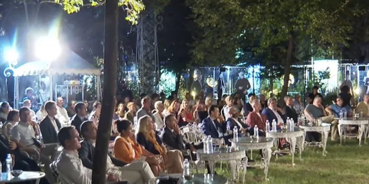 Festivali i 20-të për të Drejtat e Njeriut nis në Tiranë me 36 filma, shfaqjet do të zgjasin deri më 20 shtator.