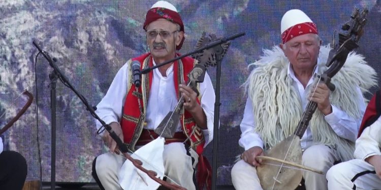 Festivali i Lahutës realizon edicionin e dytë në Malësinë e Madhe.