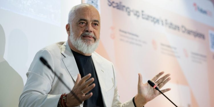 Forumi Strategjik i BLED-it në Slloveni: Rama thekson angazhimin për anëtarësimin në BE, duke shpallur: Jemi në rrugën e Europës!