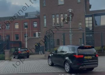 Fotolajm/ Hashim Thaçi arrin në gjykatë, sot fillojnë dëshmitë e dëshmitarëve të mbrojtjes.