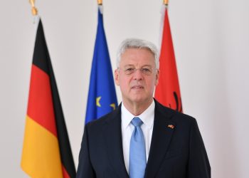 Garë për drejtimin e SPAK: Ambasadori gjerman në Tiranë vlerëson kontributet e Dumanit në luftën kundër korrupsionit