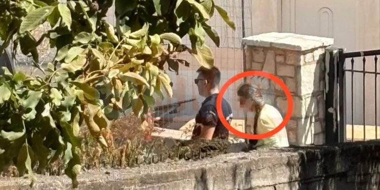 Greqi/ Nëna u vra 4 vite më parë, 62-vjeçarja: I mbajta sekret për pensionin, shqiptari më ndihmoi financiarisht.