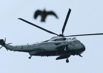 Helikopteri i Donald Trump bën një ulje të papritur gjatë vizitës në Mbretërinë e Bashkuar