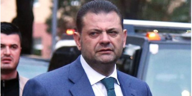 Tom Doshi vjedh shtetin dhe debitor, nuk paguan faturat e ujit, UKT ultimatum