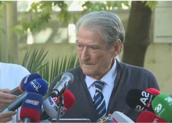 Berisha tregon mesazhin që la në SPAK: E siguroj Altin Troplinin se bashkëpunimi i tij me krimin do marrë ndëshkimin e merituar