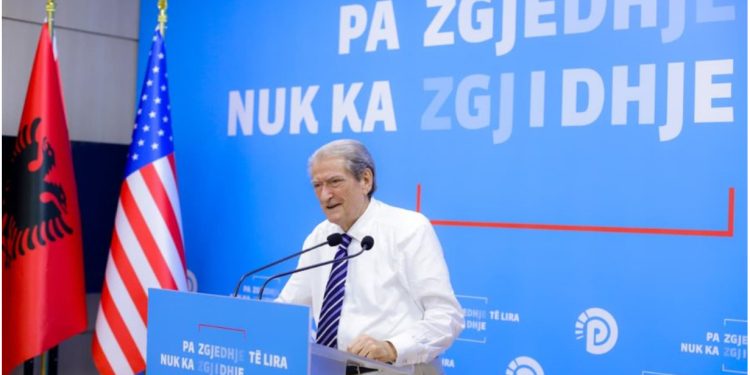 Berisha: Dokumenti sekret i Sorosit i vitit 2013 parashikonte përjetësimin e narkoshtetit të Ramës