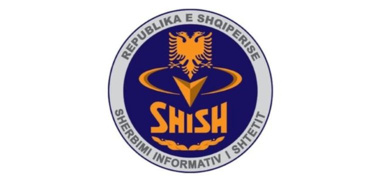 Nxjerrja e sekretit shtetëror/ Ish-kreu i SHISH në Berat dhe djali i tij vendosen nën akuzë për disa vepra kriminale