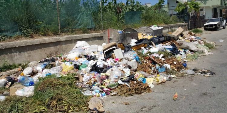 Mbetjet urbane, Tirana gjeneron 14.52 kg për frymë në ditë, gati 10 herë më shumë se BE