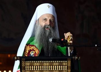 Udhëheqja e Kishës Serbe në shërbim të regjimit të Vuçiç, teologët: Serbia është një shoqëri e shkatërruar nga nacionalizmi