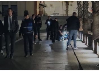 Tritol pranë hotelit të Vangjush Dakos