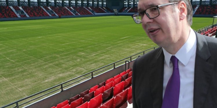 VIDEO / Serbia po dridhet, Vuçiç jep urdhër për ndryshimin e stadiumit: “Ndaj Shqipërisë ndoshta humbasim…!”