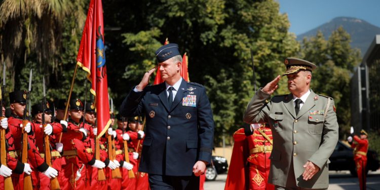 Gjenerali amerikan Alexus Grynkewich në Tiranë, Ambasada: Në fokus bashkëpunimi rajonal dhe mbrojtja