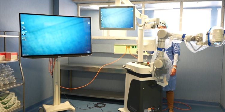 Intervenimet në tru kanë rënë në nivelin më të thjeshtë, neurokirurgjia tani ka pajisje që reduktojnë ndjeshëm kohën e operacioneve.