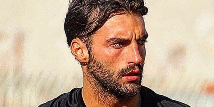 Ish-futbollisti italian dënohet me burgim të përjetshëm për vrasjen e partneres me çekiç