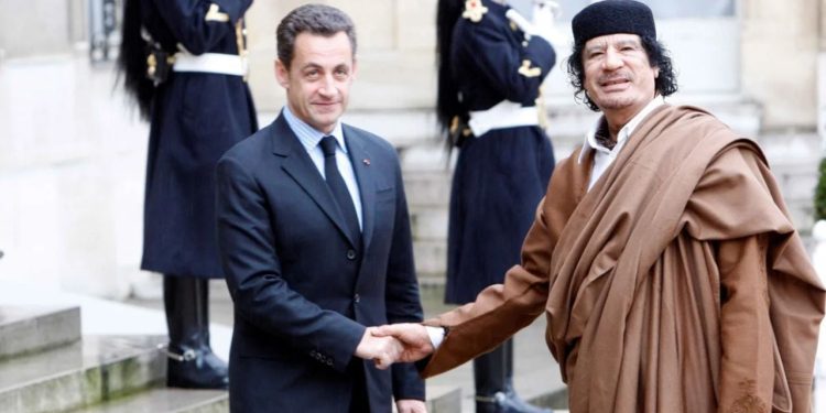 Ish-presidenti francez Sarkozy shpallet fajtor nga gjykata në Paris për përfitime të paligjshme në garën presidenciale nga qeveria e Gaddafit.