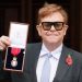 Iu nënshtrua një operacioni, kërkesa e çuditshme e Sir Elton John befasoi mjekun: I thashë se…