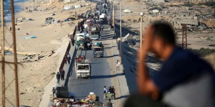 Izraeli godet shkolla që strehojnë civilë në Gaza pak minuta pas paralajmërimit për evakuim, viktimat raportohen.