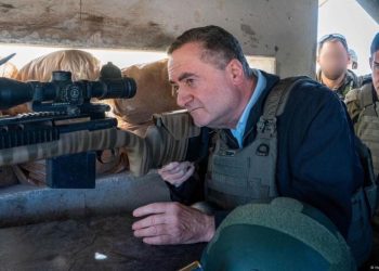 Izraeli vendos një sistem të ri mbrojtës me lazer për të goditur raketat, municionet, avionët dhe dronët.