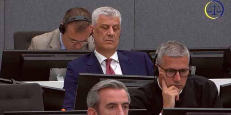 James Rubin vazhdon dëshminë mbrojtëse për ish-përfaqësuesit e UÇK: Autori i artikullit mbi vrasjet e rivalëve të Thaçit, ka paraqitur fakte të pasakta.