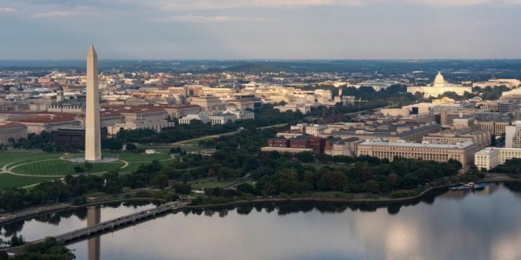 Kaos në Administratën Amerikane, punonjësit në shqetësim për mundësinë e mbylljes së qeverisë dhe pezullimin nga puna.