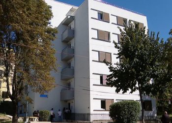 Kërkesë për dhomat e konviktit në qytet: Studentët i drejtohen policisë për ndihmë