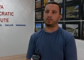 Kosova përballet me provimin e 12 tetorit: Analistët e shohin procesin e zgjedhjeve lokale si një hap përpara në drejtim të zgjedhjeve të përgjithshme të reja.