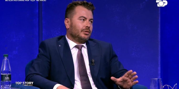 Kryefjala/ “Këto katër vjet humbëm qartësinë”, deputeti Kapri koment mbi gjyqin e ish-pikës së UÇK-së në Hagë: Falënderim për Rubinin