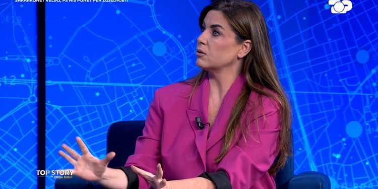 Kryefjala: Shkarkimi i Veliajt nga Këshilli Bashkiak, gazetarja thotë se Rama priste dorëheqjen e tij.